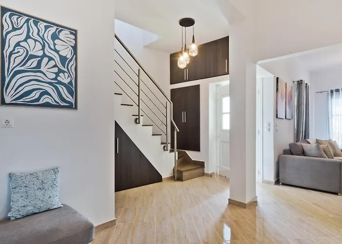 度假居 Hermes' Getaway Diafánion